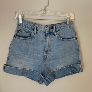 gap roll hem denim shorts
